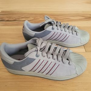 Adidas Originals Superstar II Size 10 Sneakers (Gray/Maroon).